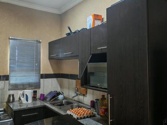 Townhouse for rent in Secunda, Govan Mbeki