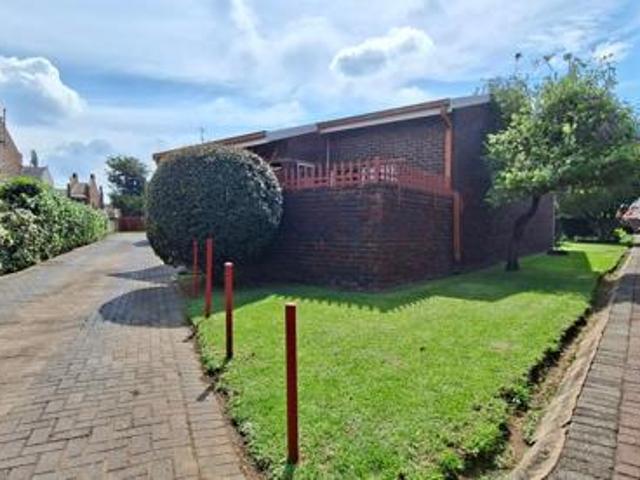 Townhouse for sale in Sedibeng, Gauteng