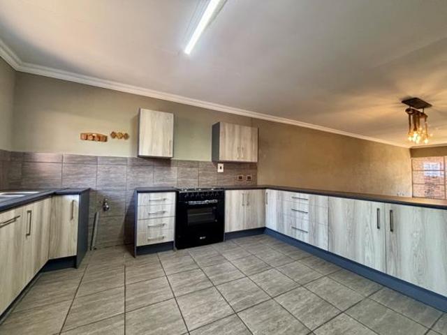 Townhouse for sale in Sedibeng, Gauteng