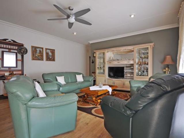 Townhouse for sale in Sedibeng, Gauteng