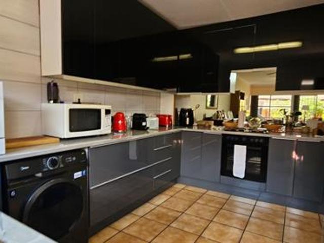 Townhouse for sale in Vereeniging, Emfuleni Local Municipality