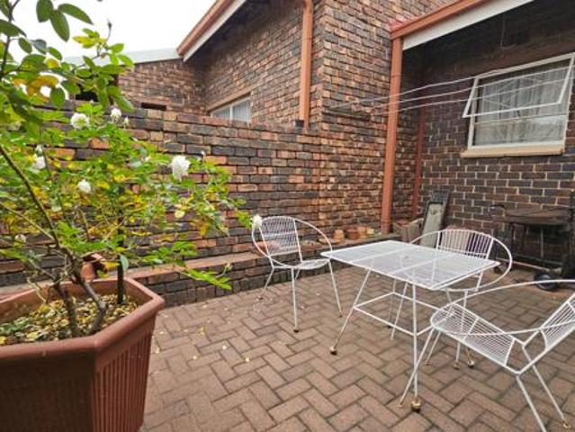 Townhouse for sale in Sedibeng, Gauteng