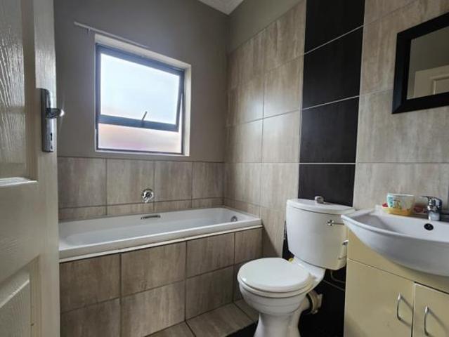 Townhouse for sale in Gert Sibande, Mpumalanga