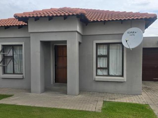 Townhouse for sale in Gert Sibande, Mpumalanga