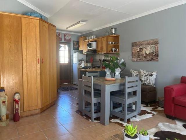 Townhouse for rent in Cape Town, Western Cape