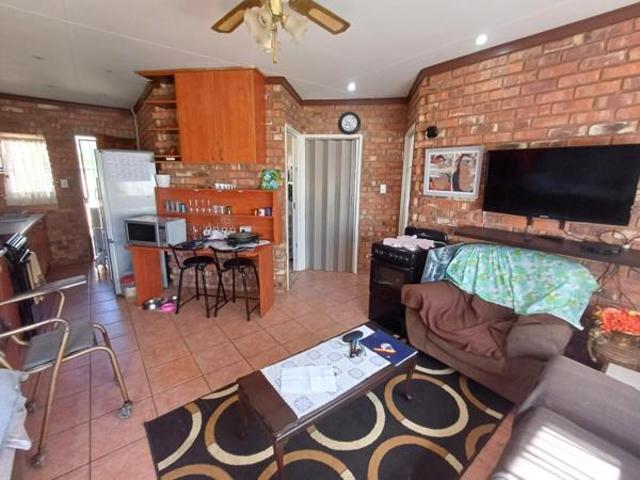 Townhouse for sale in Bloemfontein, Free State