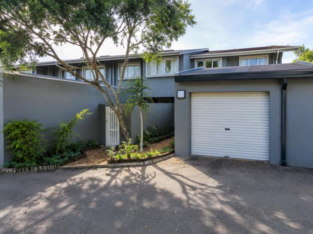 Townhouse for rent in Umdloti, Kwazulu-natal