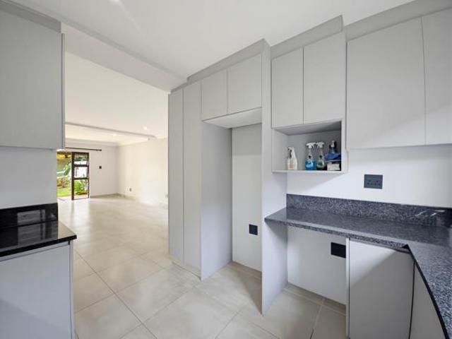 Townhouse for sale in Princess Grant, Kwazulu-natal