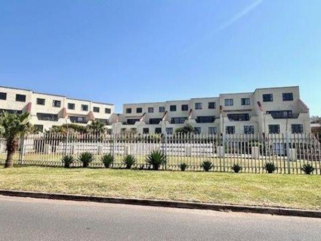 Townhouse for sale in Ugu District Municipality, Kwazulu-natal