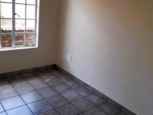 Townhouse for rent in Oranjeville, Free State
