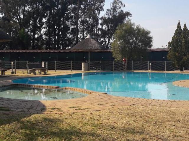 Townhouse for rent in Oranjeville, Free State