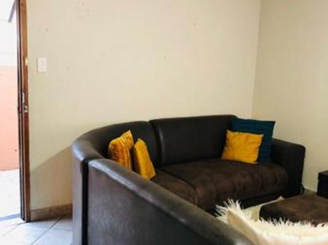 Townhouse for sale in Oranjeville, Free State