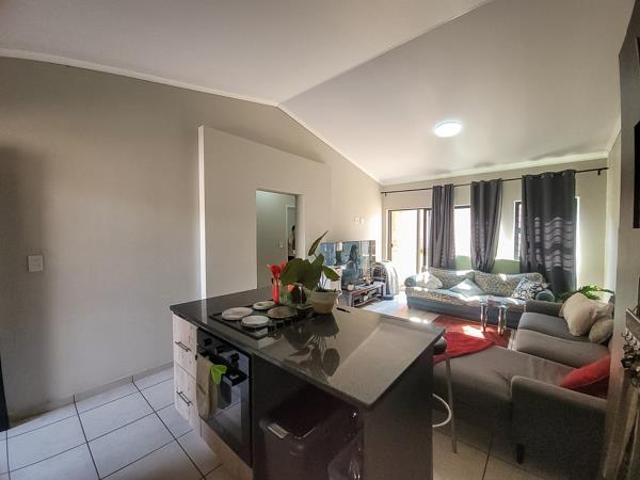 Townhouse for sale in Potchefstroom, Tlokwe Local Municipality