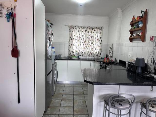 Townhouse for rent in Cape Town, City of Cape Town