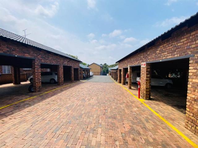 Townhouse for sale in East Rand