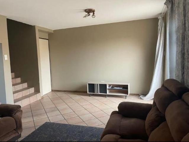 Townhouse for sale in Sedibeng, Gauteng
