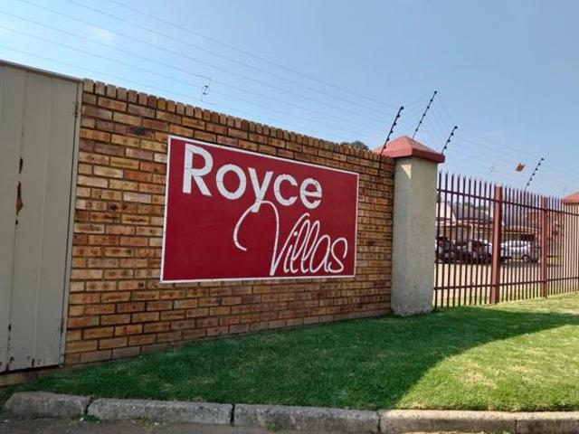 Townhouse for sale in Sedibeng, Gauteng