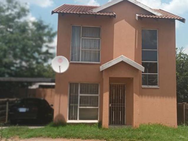 Townhouse for sale in Sedibeng, Gauteng
