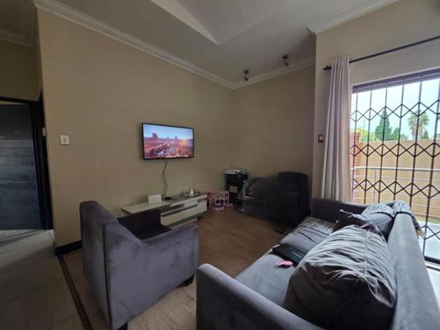 Townhouse for sale in Sedibeng, Gauteng