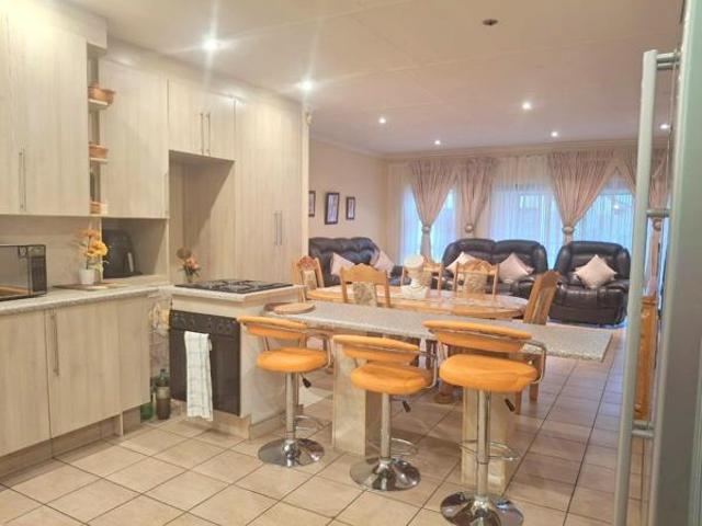 Townhouse for sale in Sedibeng, Gauteng