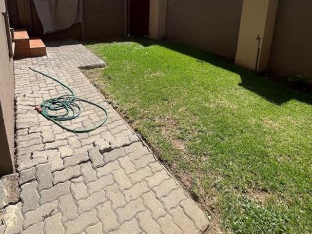 Townhouse for sale in Sedibeng, Gauteng