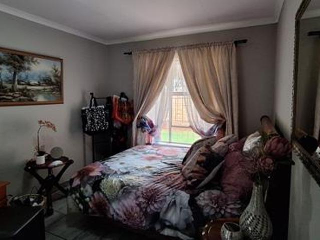 Townhouse for sale in Sedibeng, Gauteng