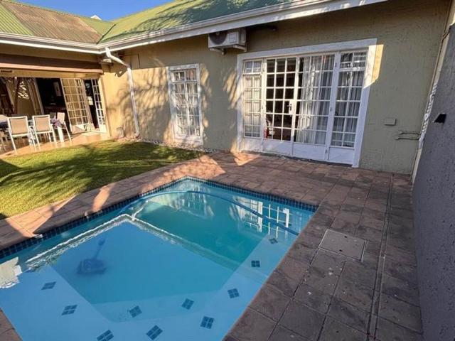 Townhouse for sale in Sedibeng, Gauteng