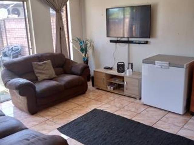 Townhouse for sale in UMhlathuze Municipality, Kwazulu-natal