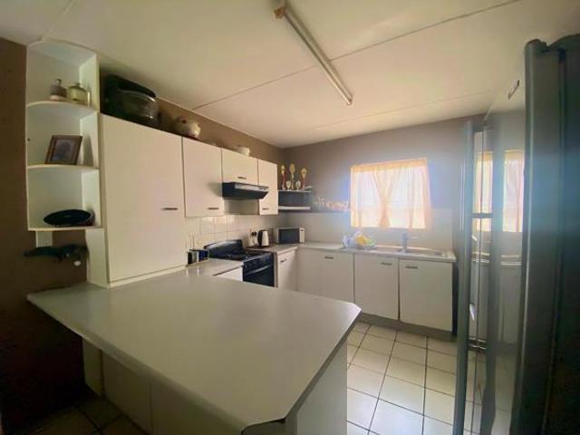 Townhouse for sale in Tembisa, Gauteng