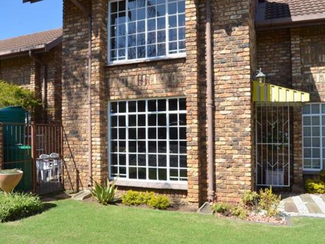 Townhouse for sale in Vryheid, Abaqulusi Local Municipality