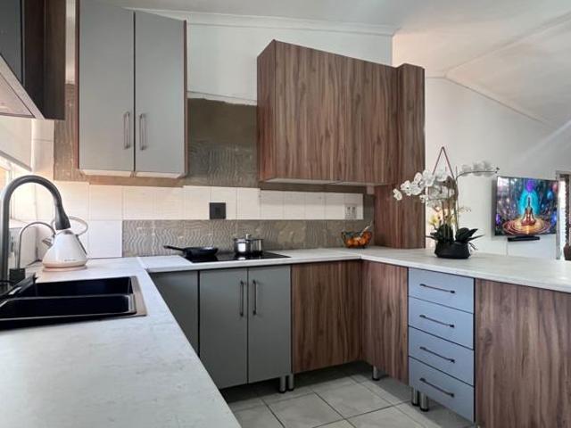 Townhouse for sale in Sedibeng, Gauteng