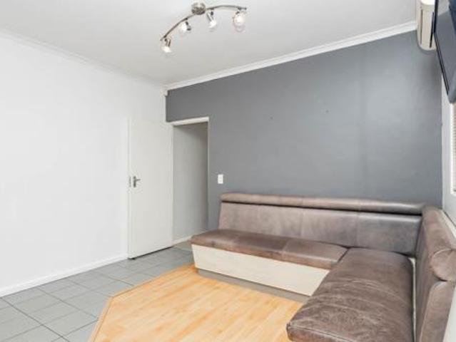Townhouse for rent in Cape Town, Western Cape