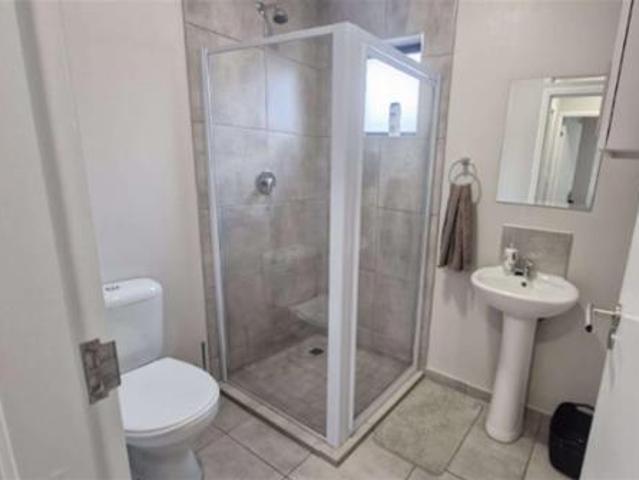 Townhouse for rent in Seaview, Kwazulu-natal