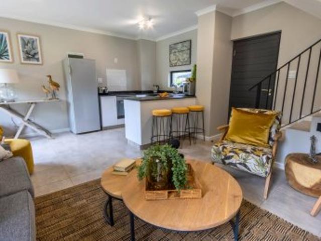 Townhouse for sale in Seaview, Kwazulu-natal