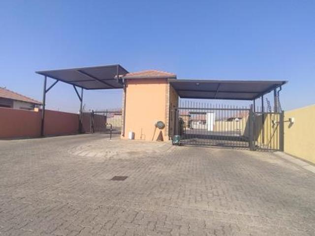 Townhouse for rent in Tlhabane, North West