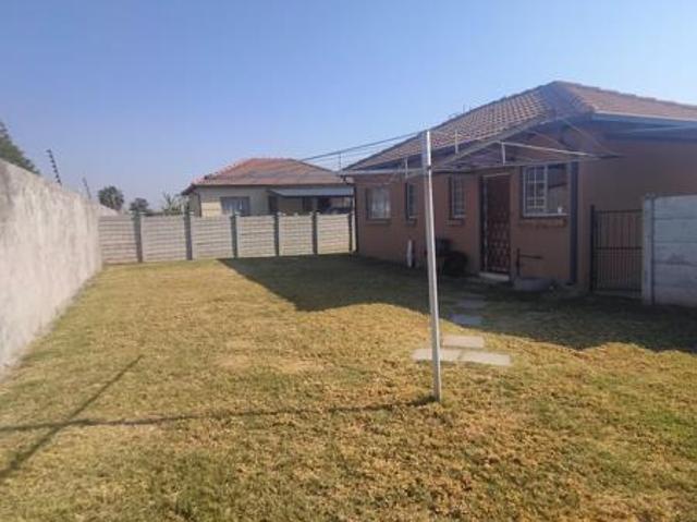 Townhouse for rent in Tlhabane, North West