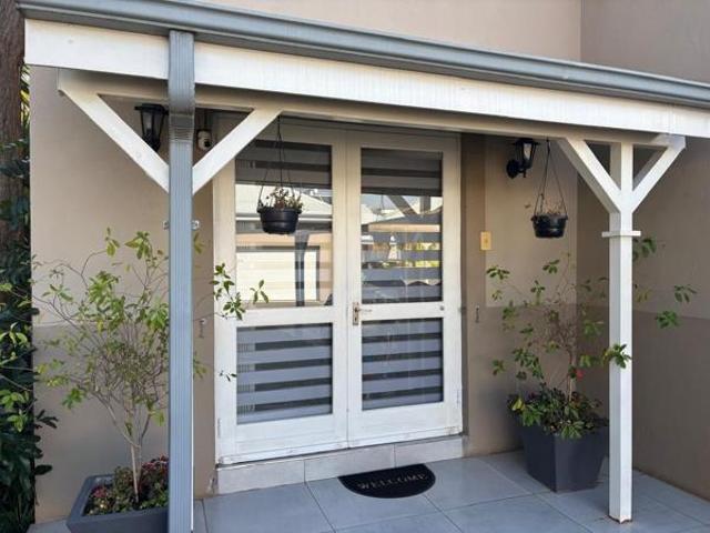 Townhouse for sale in Tlhabane, North West