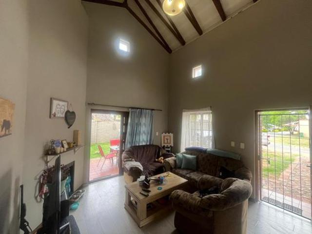 Townhouse for sale in Tlhabane, North West