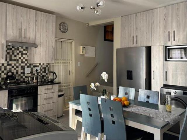 Townhouse for rent in Tlhabane, North West