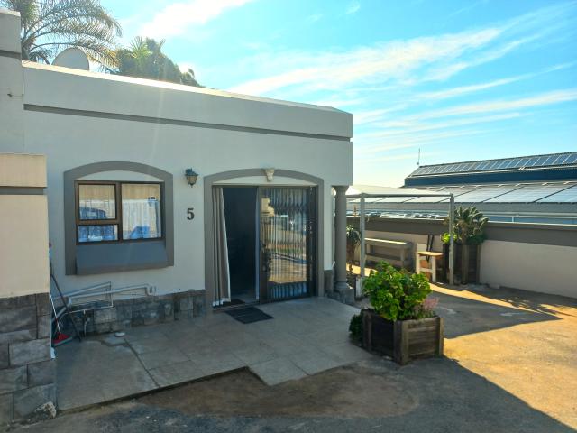 Townhouse for rent in Cape St Francis, Eastern Cape