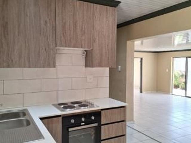 House for rent in Waterkloof, Gauteng