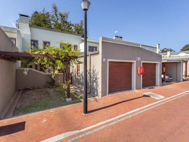Townhouse for sale in Durbanville, Western Cape