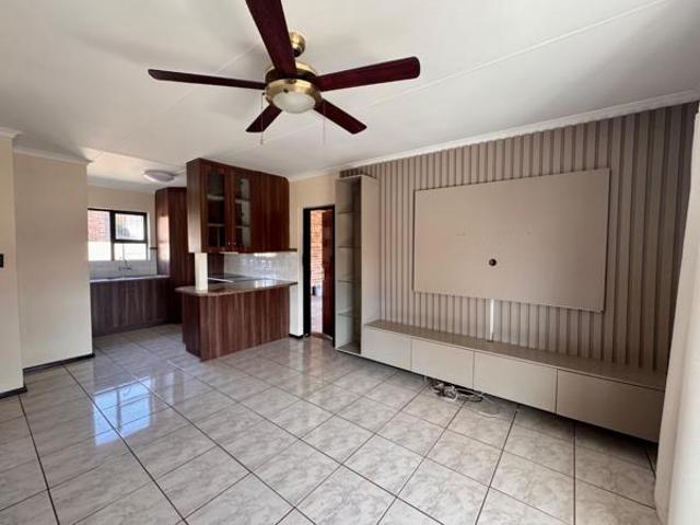 Townhouse for rent in Westonaria, Gauteng