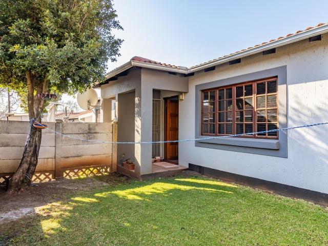 Townhouse for sale in Nooitgedacht, Gauteng