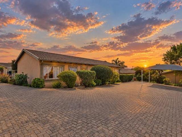 Townhouse for sale in West Rand Garden estates, Westonaria Local Municipality