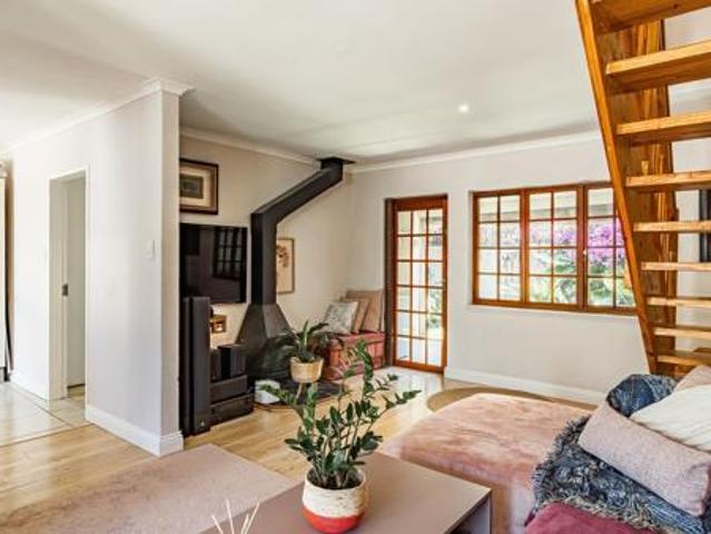 Townhouse for sale in West Rand Garden estates, Westonaria Local Municipality