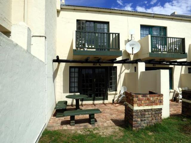 Townhouse for sale in Bushmans River Mouth, Eastern Cape