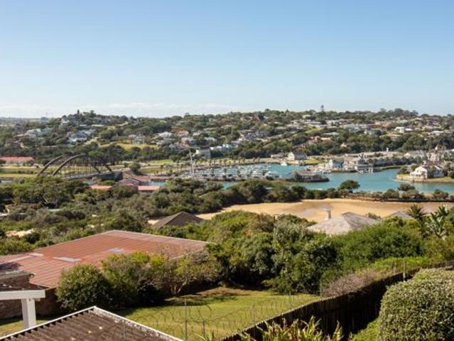 Townhouse for rent in Bushmans River Mouth, Eastern Cape