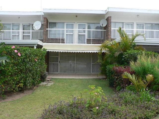 Townhouse for sale in Bushmans River Mouth, Eastern Cape
