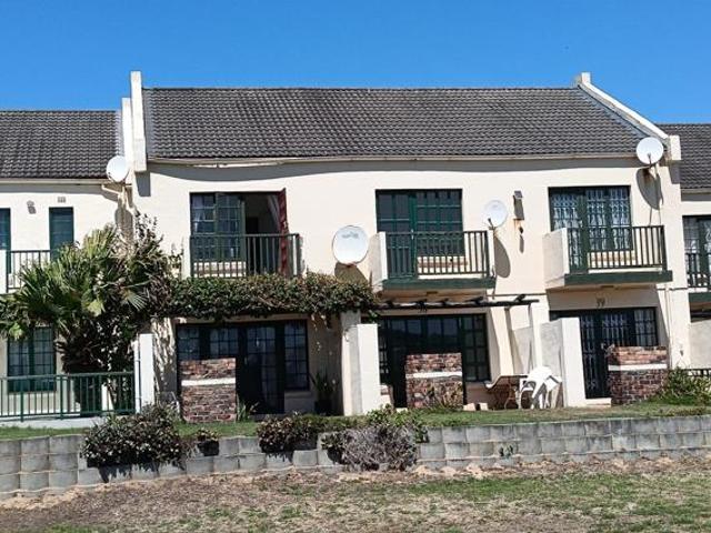 Townhouse for sale in Bushmans River Mouth, Eastern Cape
